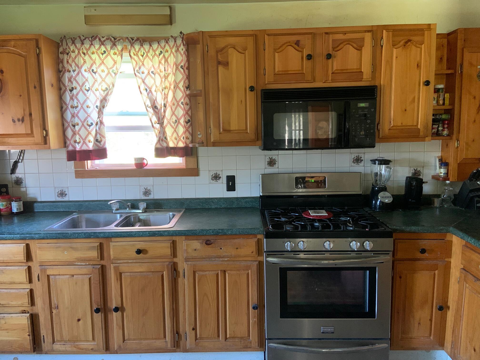 988 Waltham Road Ellsworth, ME 04605 - Photo 9 of 17 IMG_4920