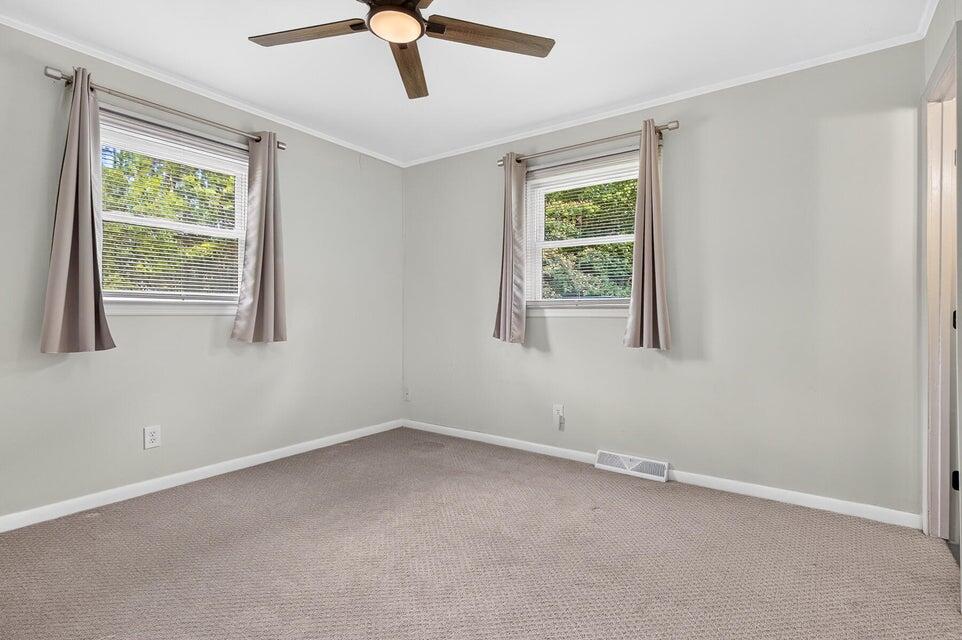 504 West Butternut Road Summerville, SC 29483 - Photo 17 of 47 Spacious Primary bedroom