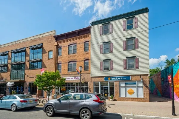 $2,795 | 28 West Main Street, Unit 2D, Somerville, NJ 08876