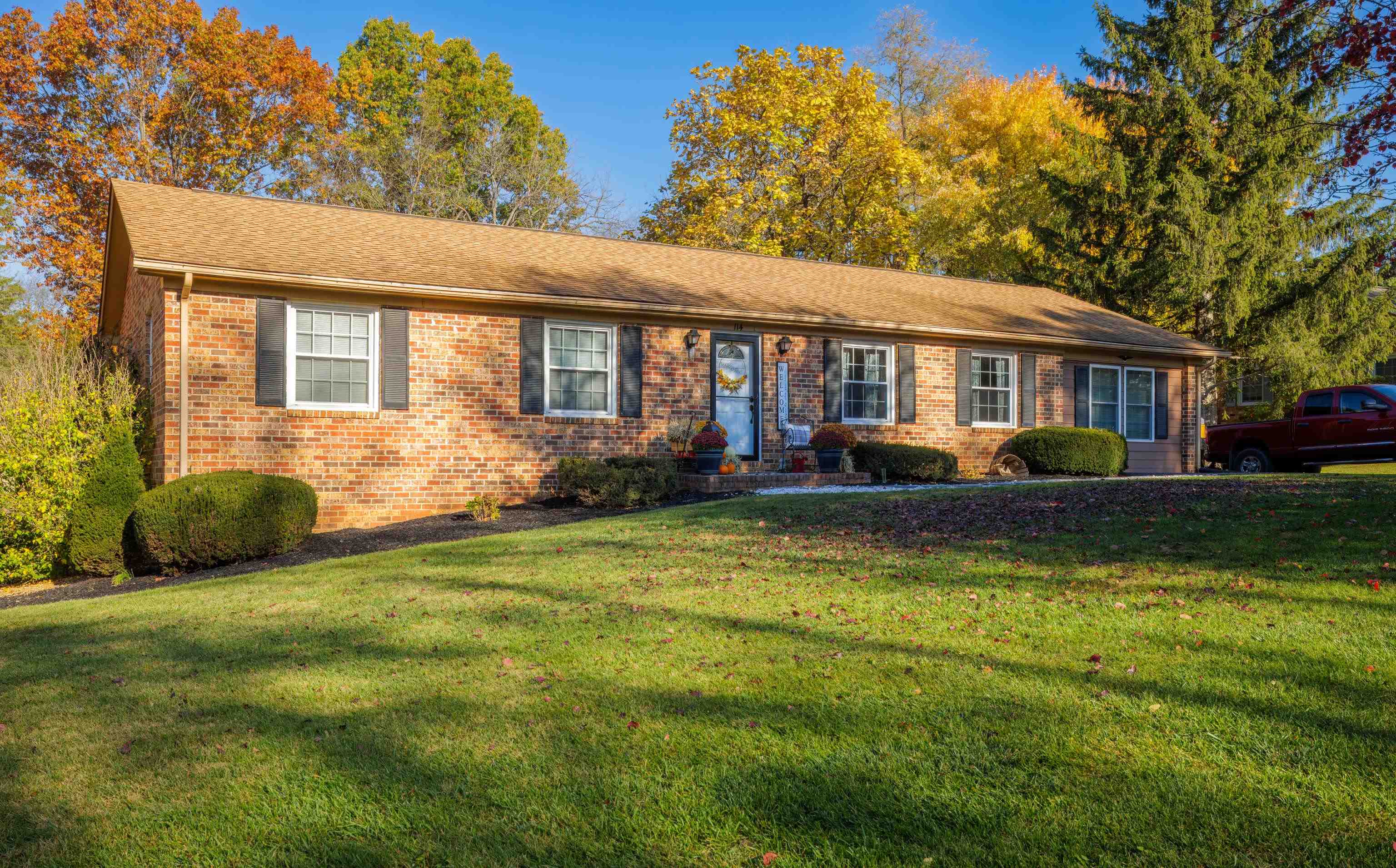 114 Berry Farm Road Staunton, VA 24401 - Photo 1 of 54 Gallery Image 1