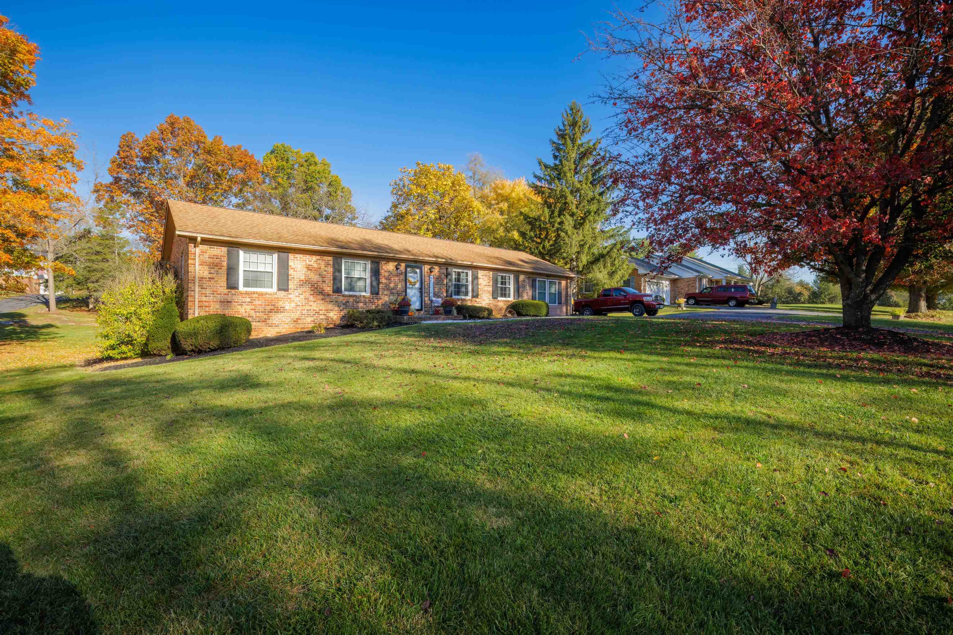 114 Berry Farm Road Staunton, VA 24401 - Photo 2 of 54 Gallery Image 2