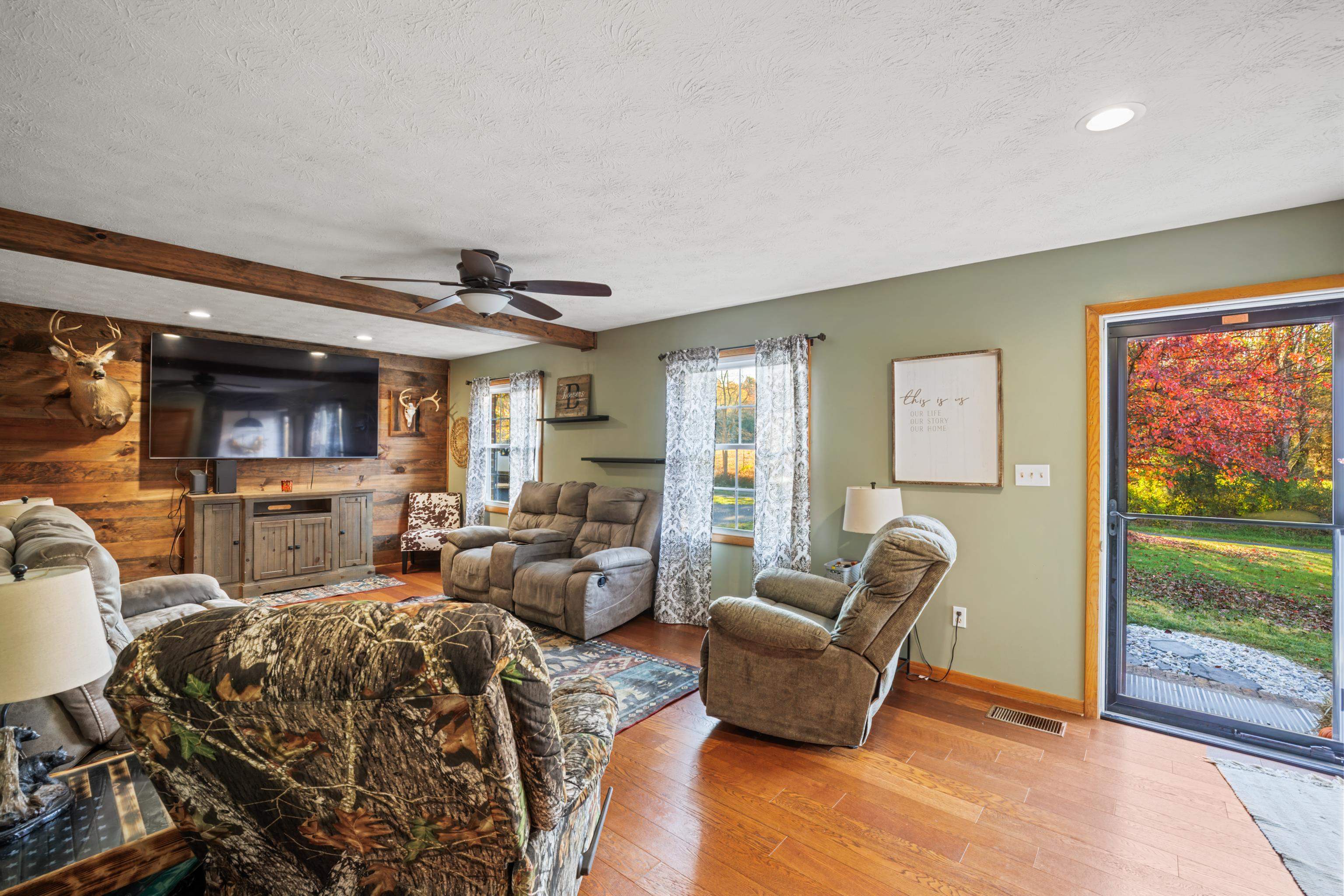 114 Berry Farm Road Staunton, VA 24401 - Photo 8 of 54 Gallery Image 8