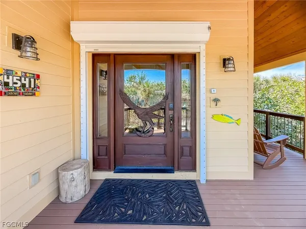 $1,495,000 | 4541 Conch Shell Drive, Captiva, FL 33924