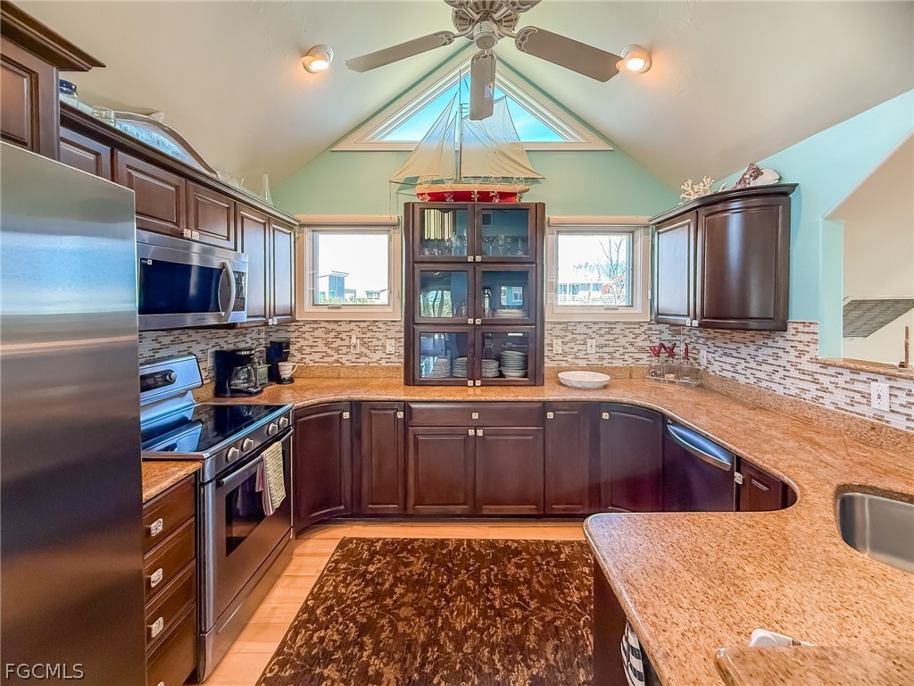 4541 Conch Shell Drive Captiva, FL 33924 - Photo 15 of 50