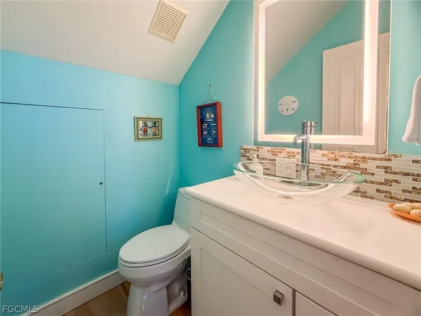 $1,495,000 | 4541 Conch Shell Drive, Captiva, FL 33924