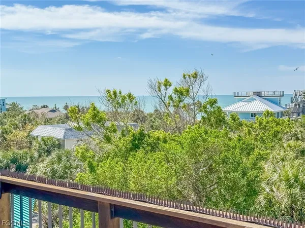 $1,495,000 | 4541 Conch Shell Drive, Captiva, FL 33924