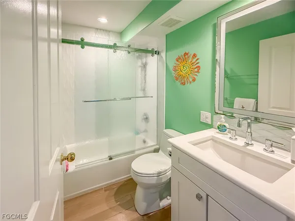 $1,495,000 | 4541 Conch Shell Drive, Captiva, FL 33924