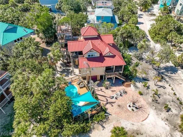 $1,495,000 | 4541 Conch Shell Drive, Captiva, FL 33924