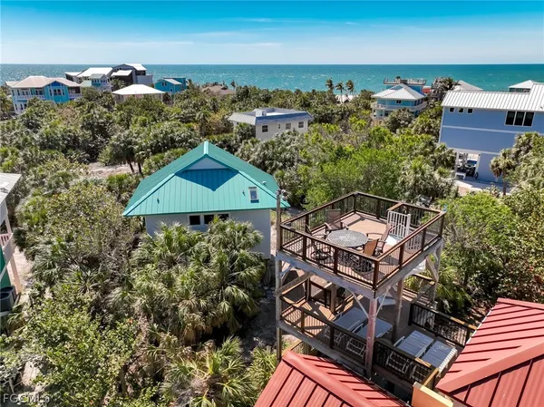 $1,495,000 | 4541 Conch Shell Drive, Captiva, FL 33924