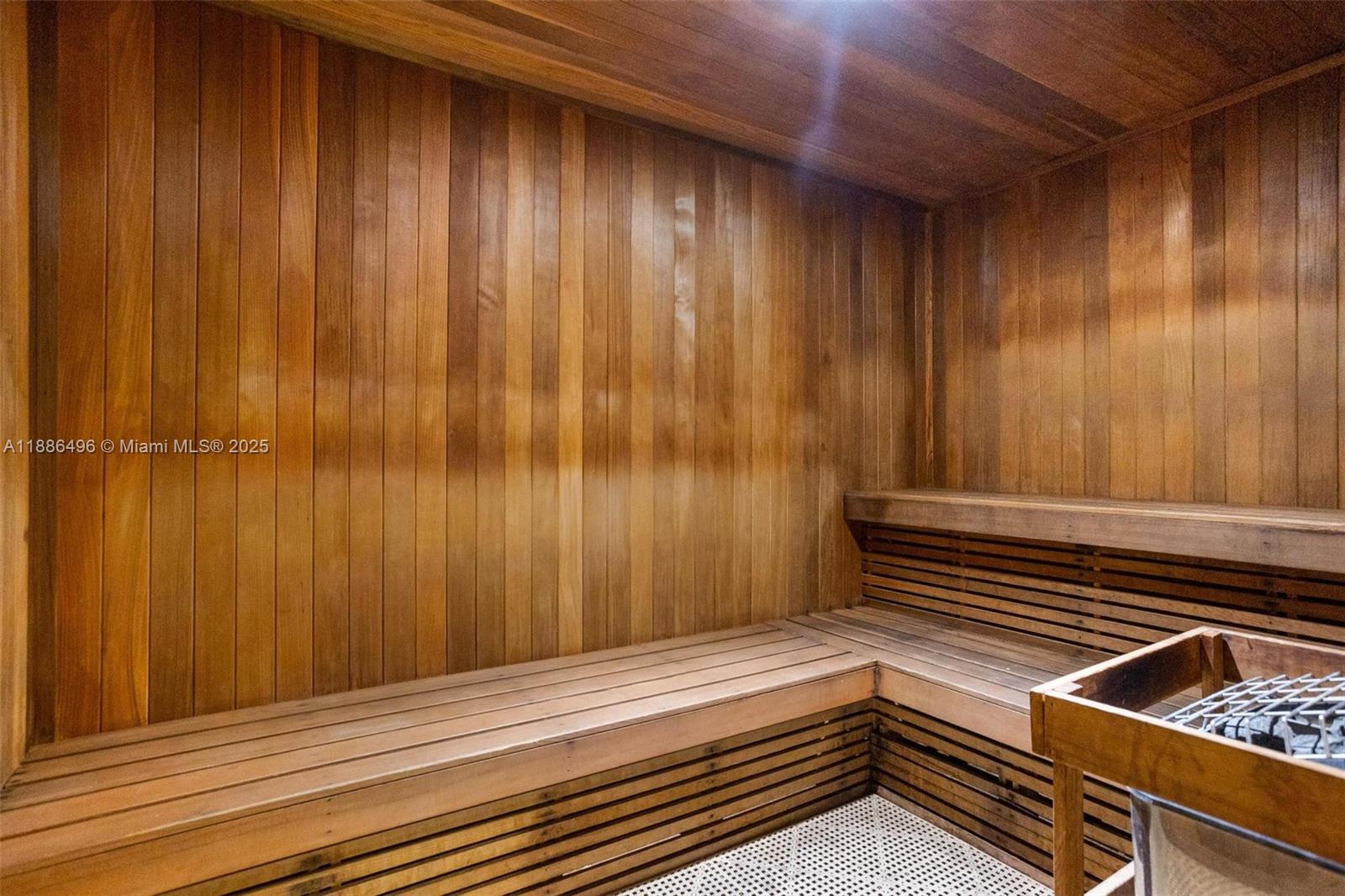 690 Southwest 1st Court, Unit 1213 Miami, FL 33130 - Photo 20 of 31 a view of wooden door