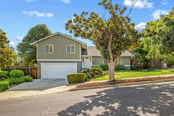 $2,458,800 | 200 Danville Drive, Los Gatos, CA 95032