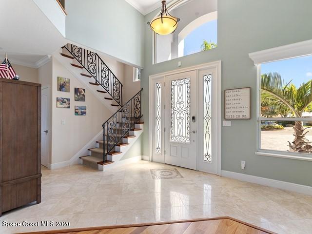 690 Fountain Boulevard Satellite Beach, FL 32937 - Photo 22 of 64 023_Foyer
