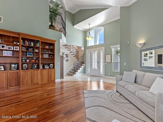 690 Fountain Boulevard Satellite Beach, FL 32937 - Photo 23 of 64 024_Living Room to Entrance