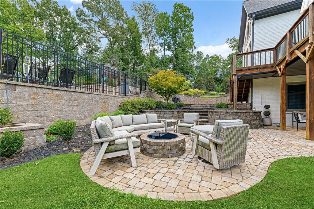 376 Lum Crowe Road Roswell, GA 30075 - Photo 52 of 65 Gallery Image 52