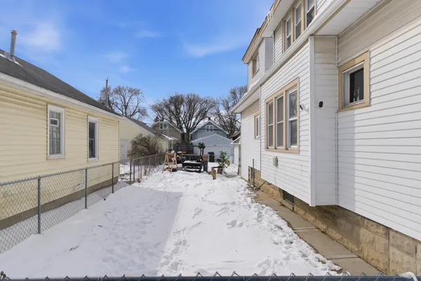 $309,900 | 2213 South 74th Street, Unit 2215, West Allis, WI 53219