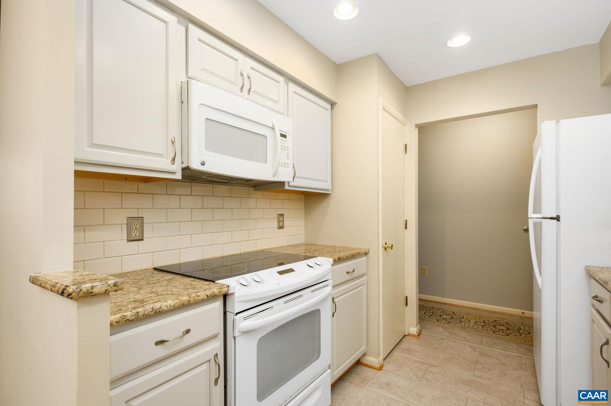 115 Turtle Creek Road, Unit 2 Charlottesville, VA 22901 - Photo 4 of 26 Gallery Image 4