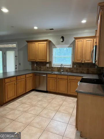 $2,700 | 1172 Hemphill Road, Stockbridge, GA 30281