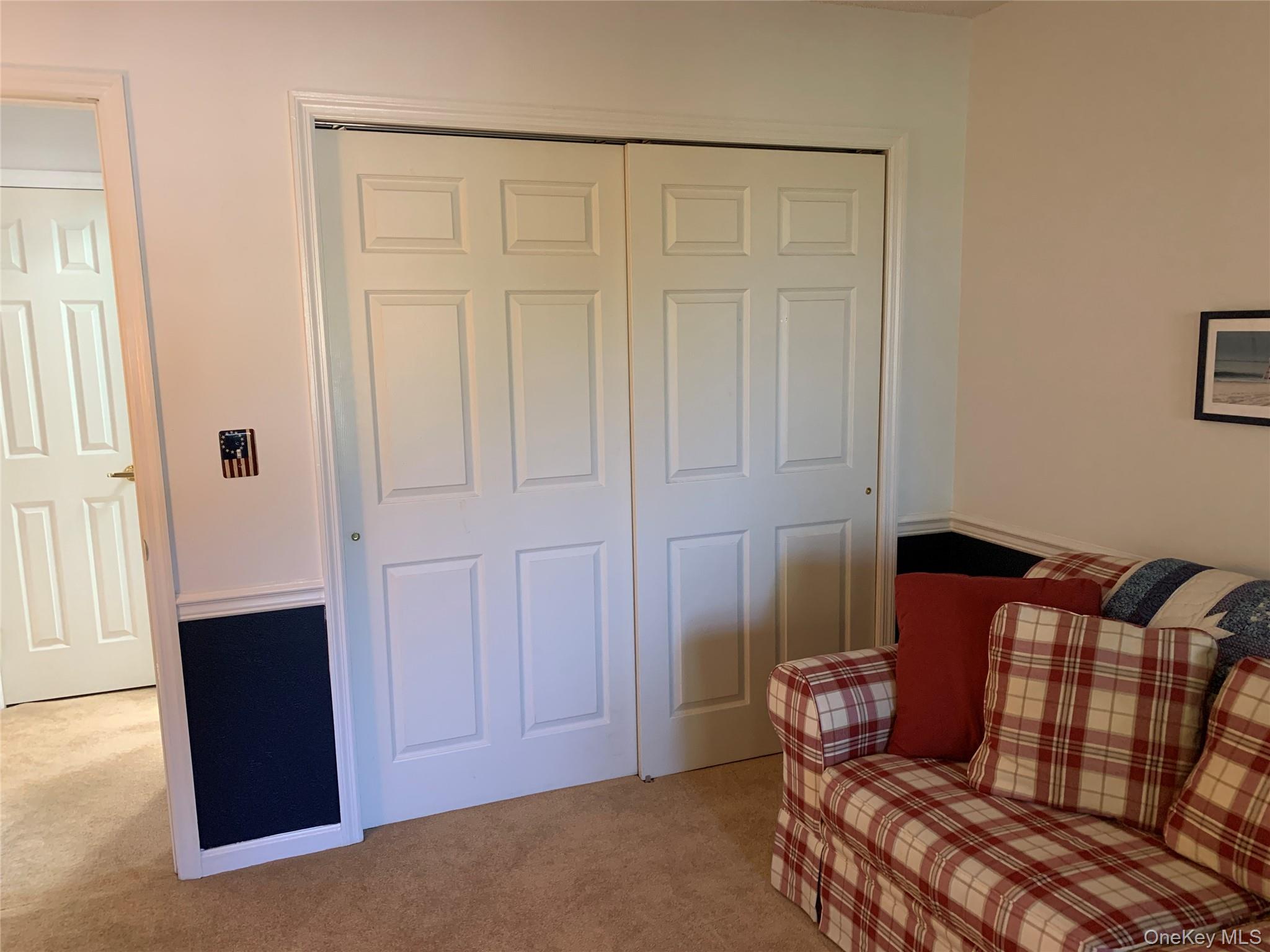 1 South Cambridge Court Fishkill, NY 12524 - Photo 26 of 49 a living room with furniture