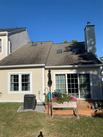 $449,900 | 1 South Cambridge Court, Fishkill, NY 12524