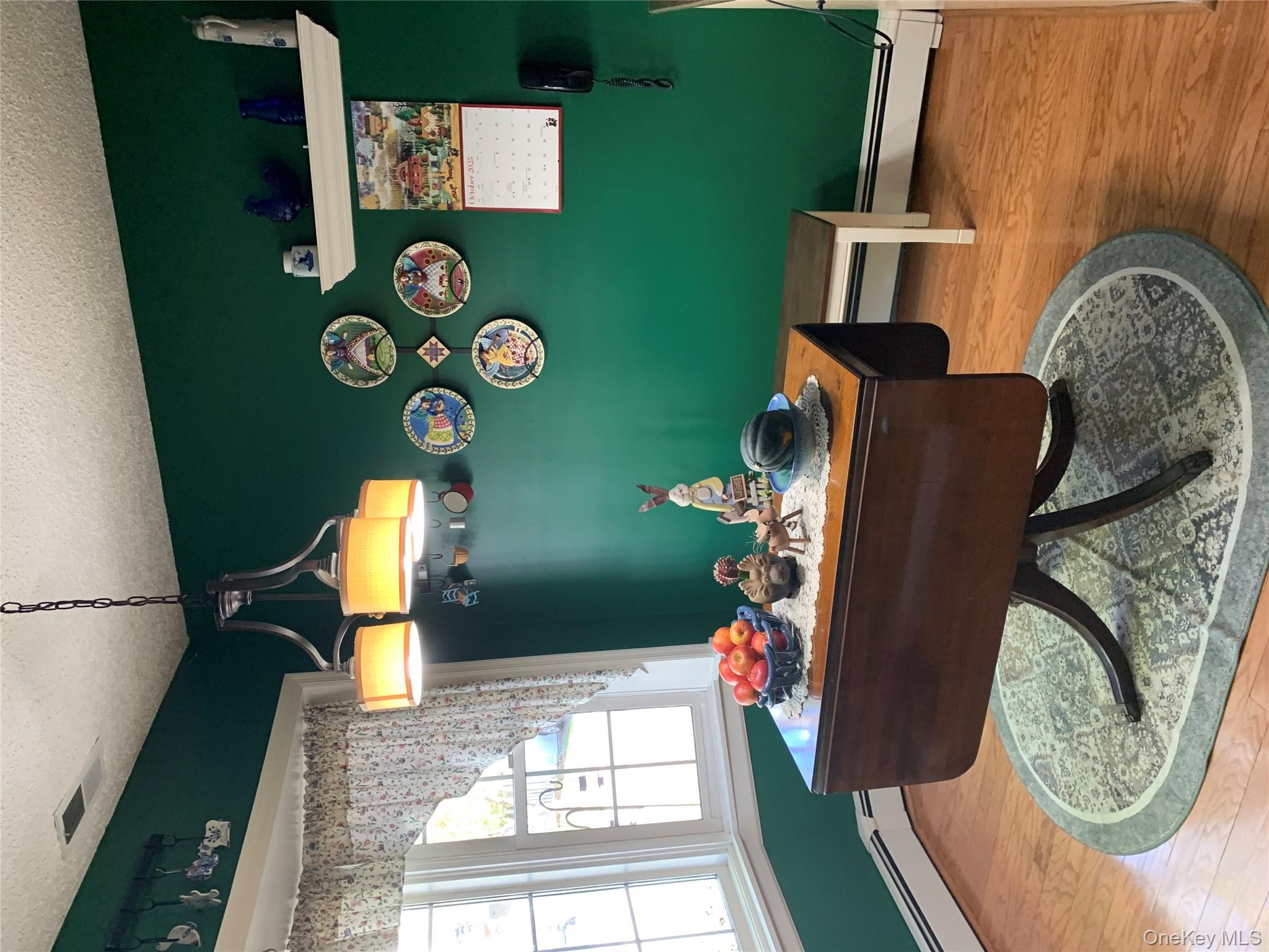 1 South Cambridge Court Fishkill, NY 12524 - Photo 4 of 49 a living room with furniture and a window