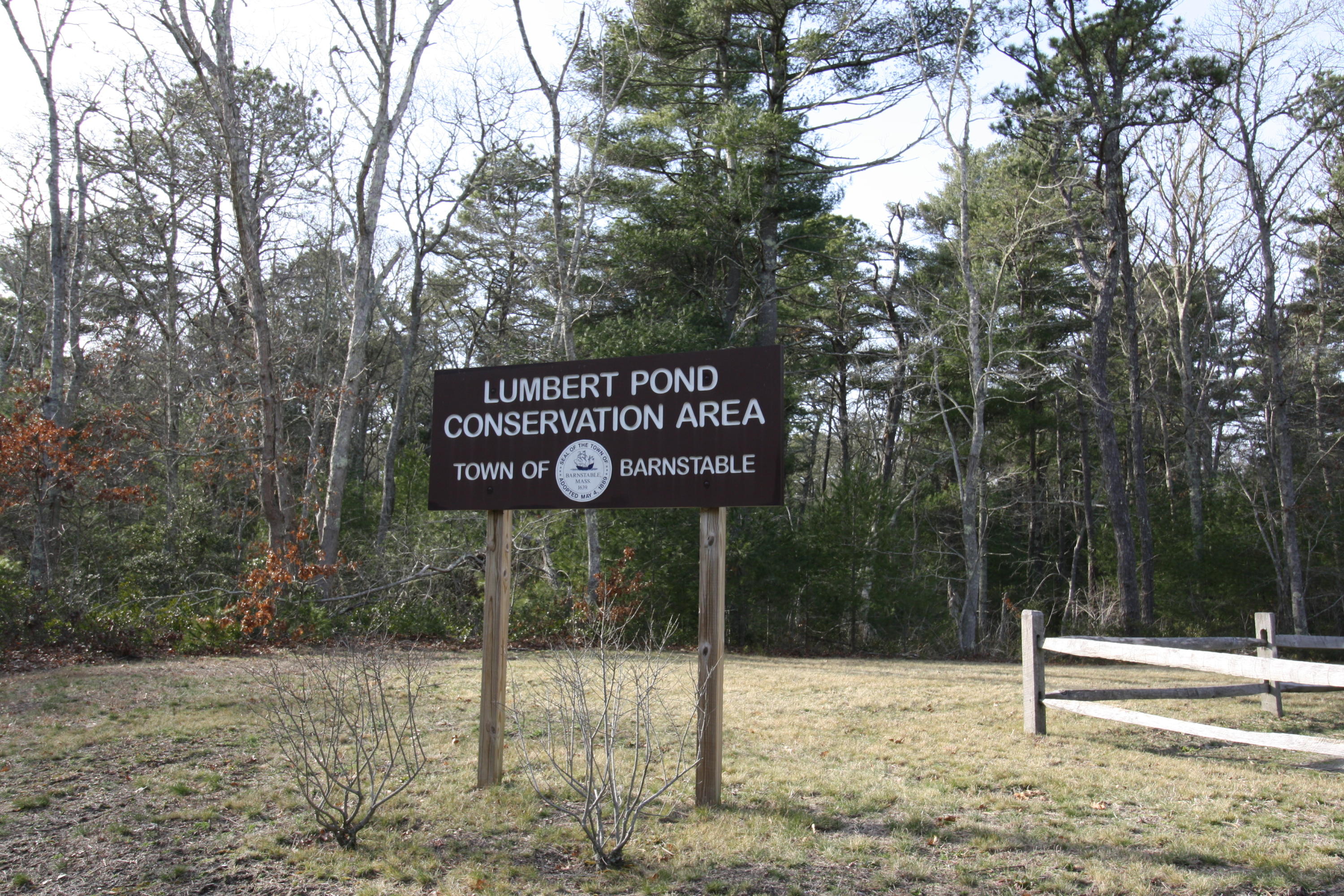 206 Nye Road Centerville, MA 02632 - Photo 13 of 14 a sign that is sitting on a brick wall