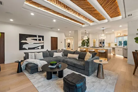 $4,695,000 | 528 Flores De Oro, Rancho Santa Fe, CA 92067