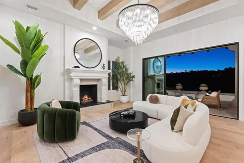 $4,695,000 | 528 Flores De Oro, Rancho Santa Fe, CA 92067