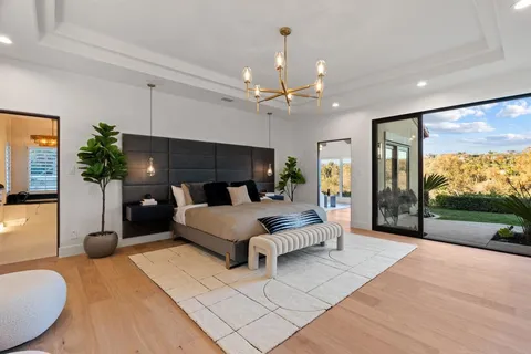 $4,695,000 | 528 Flores De Oro, Rancho Santa Fe, CA 92067