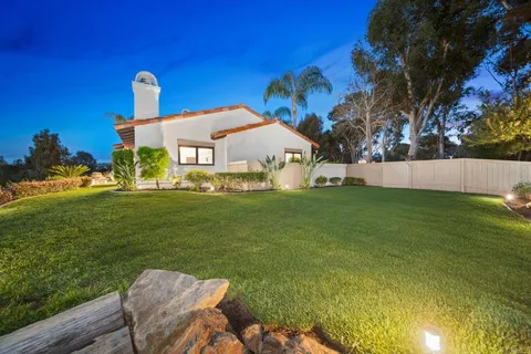 $4,695,000 | 528 Flores De Oro, Rancho Santa Fe, CA 92067