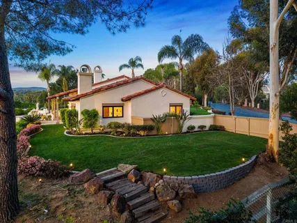 $4,695,000 | 528 Flores De Oro, Rancho Santa Fe, CA 92067