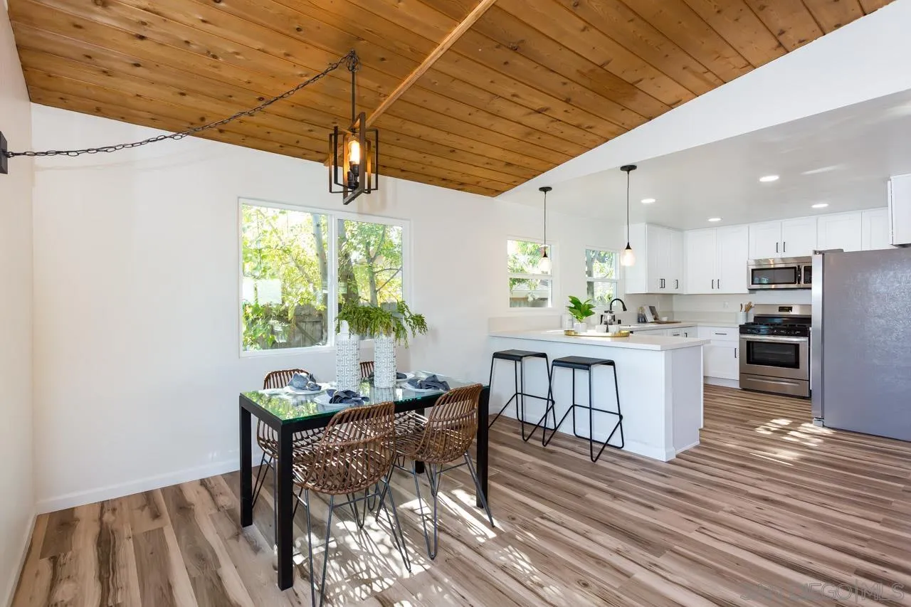2610 Glebe Road Lemon Grove, CA 91945 - Photo 10 of 31 a dining room with furniture and window