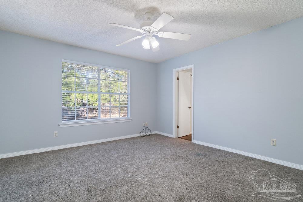 8536 Misty Ridge Lane Navarre, FL 32566 - Photo 13 of 24 Gallery Image 13