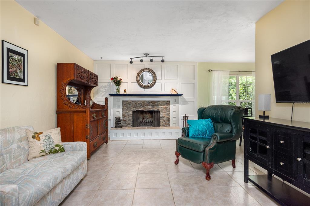 11212 Southwest 86th Place Gainesville, FL 32608 - Photo 10 of 50