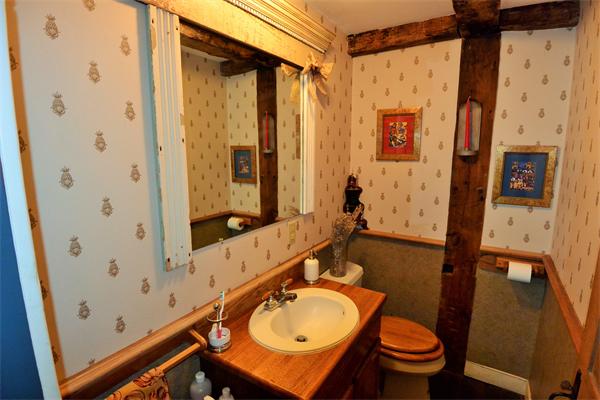 336 Chace Street Clinton, MA 01510 - Photo 12 of 26