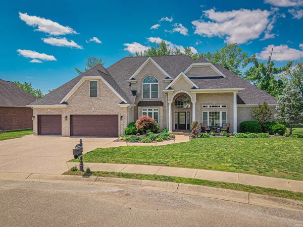 $759,900 | 2339 Julianne Circle, Newburgh, IN 47630