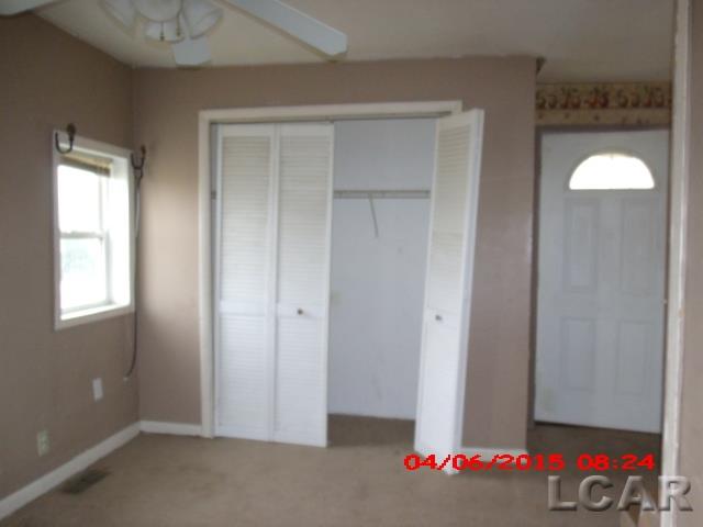 31232684-4.JPG