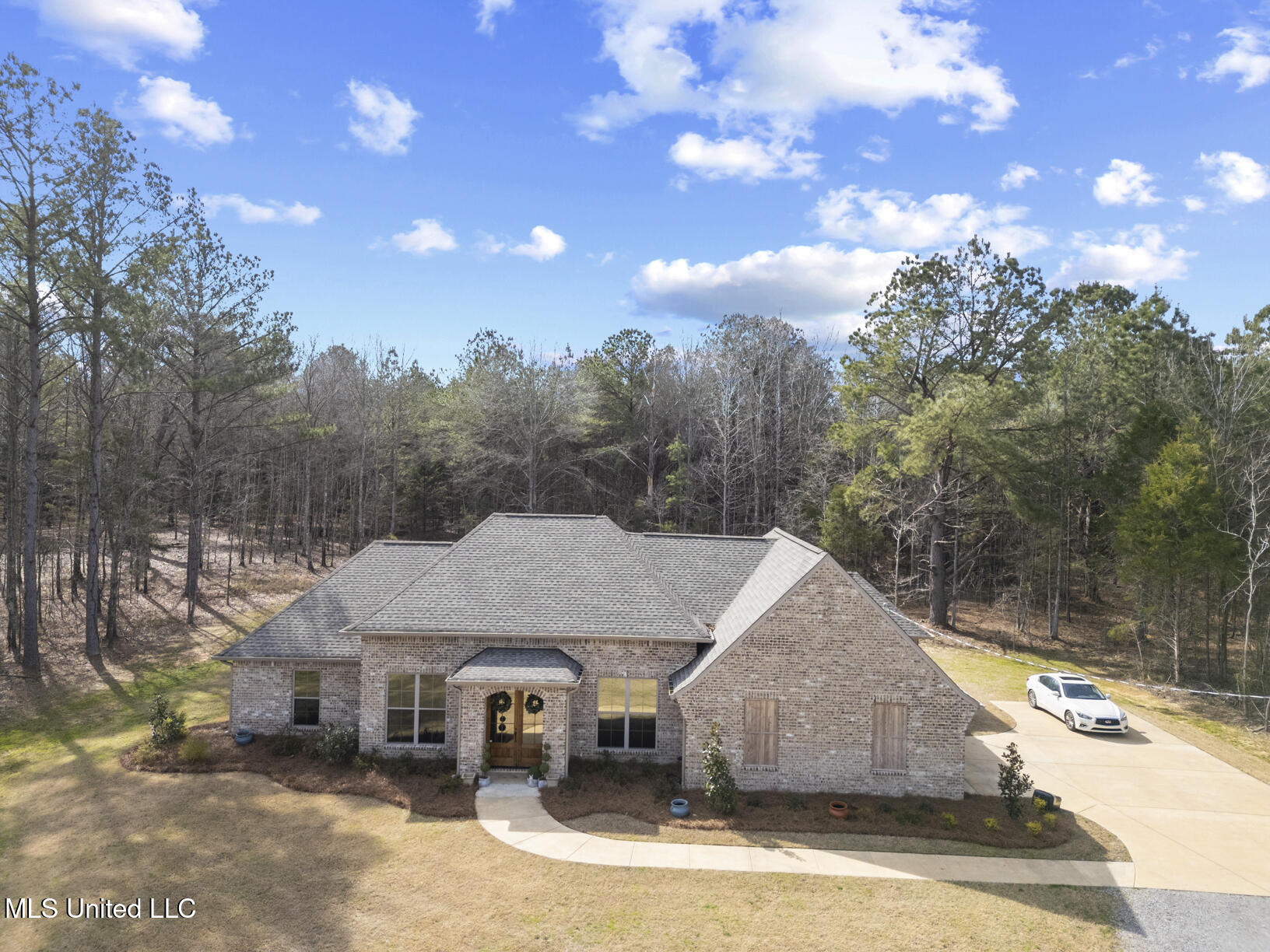 187 Moss Road Canton, MS 39046 - Photo 29 of 33 187 Moss drone-1