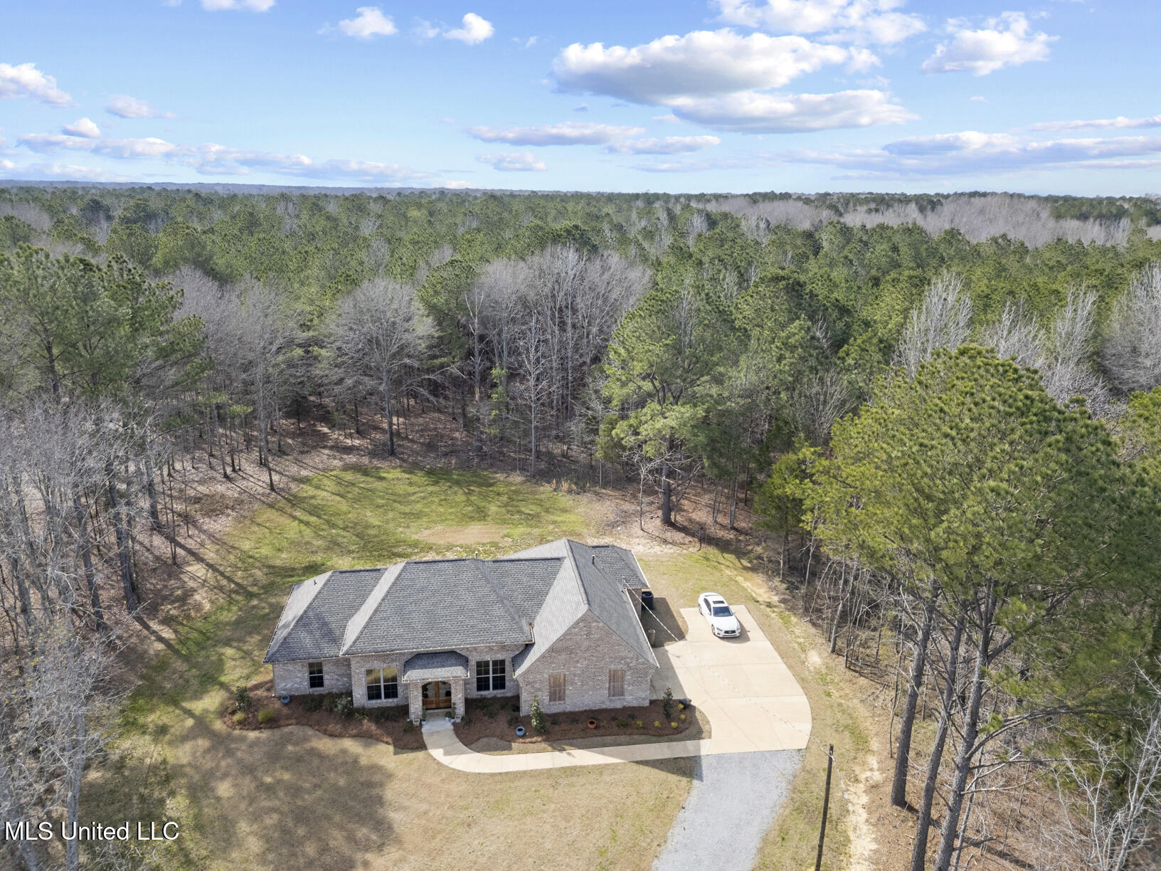187 Moss Road Canton, MS 39046 - Photo 30 of 33 187 Moss drone-2