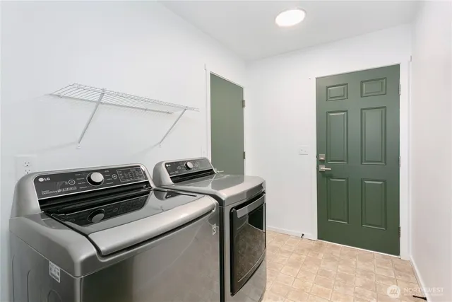 $374,950 | 19508 24th Avenue East, Spanaway, WA 98387