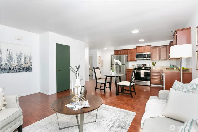 $374,950 | 19508 24th Avenue East, Spanaway, WA 98387