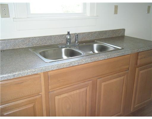 820 Mercer Road Butler, PA 16001 - Photo 4 of 18 Kitchen.