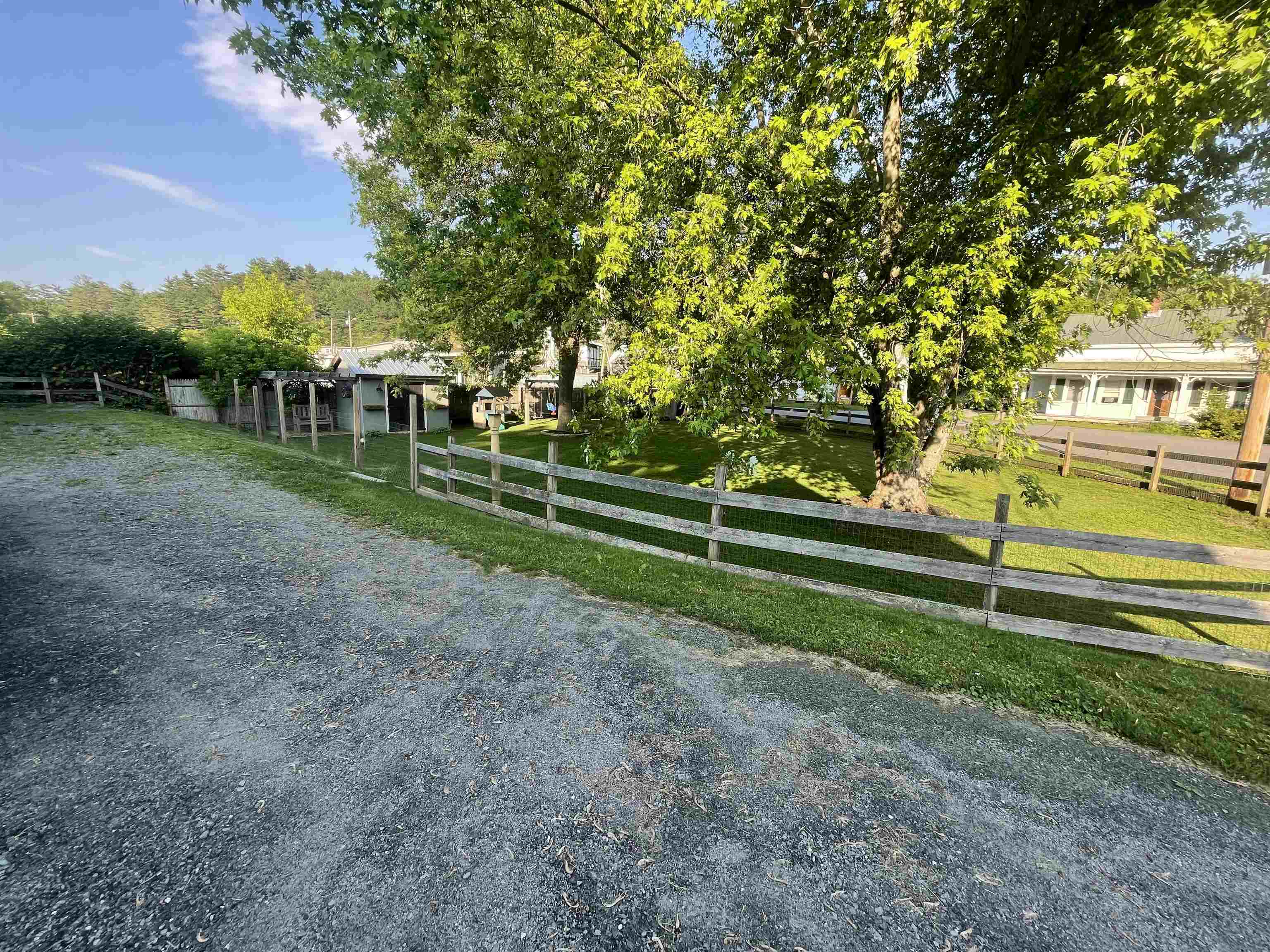 37 Maple Street Bradford, VT 05033 - Photo 17 of 19