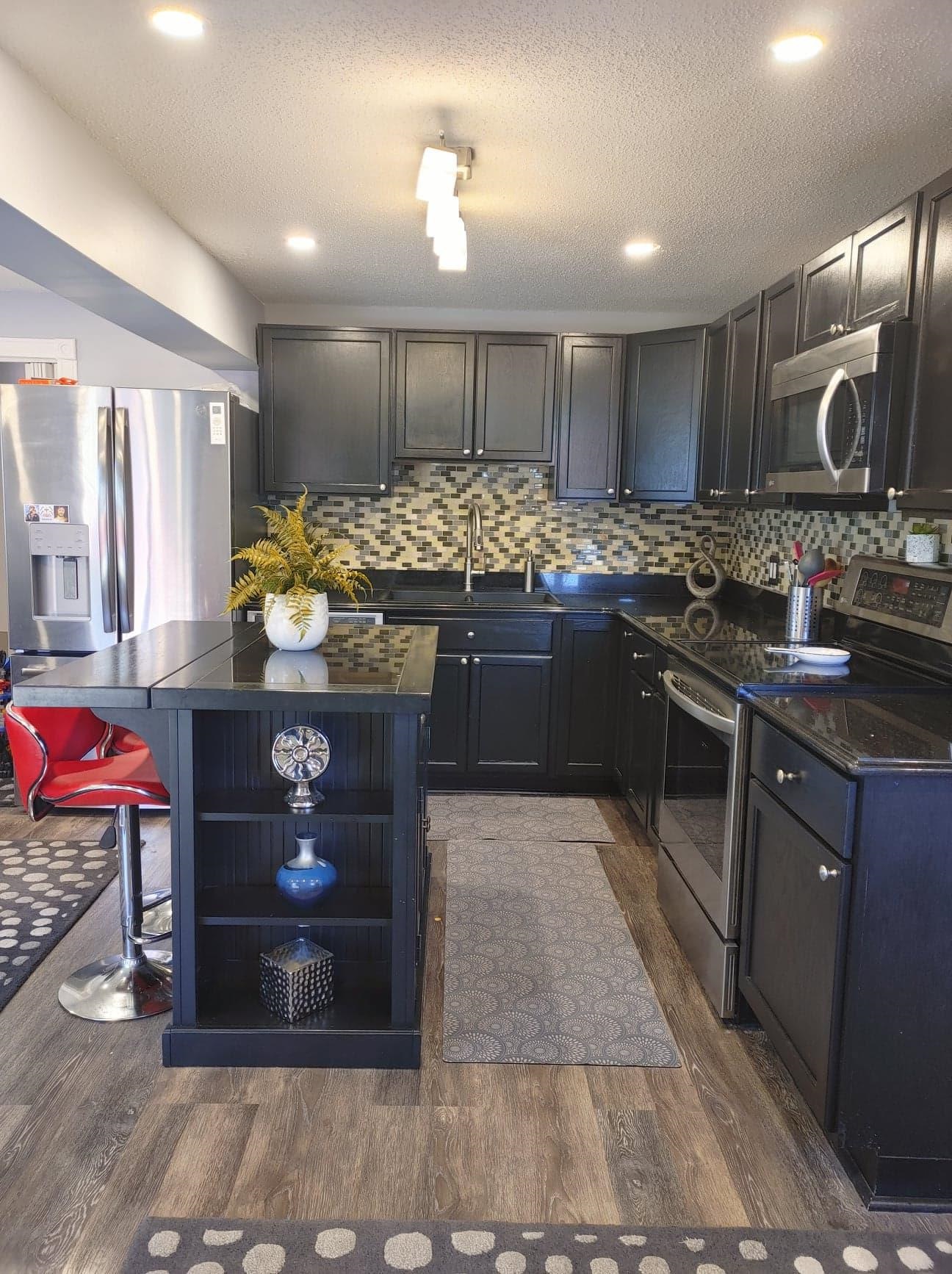 182 Plaistow Road, Unit 1 Plaistow, NH 03865 - Photo 2 of 18