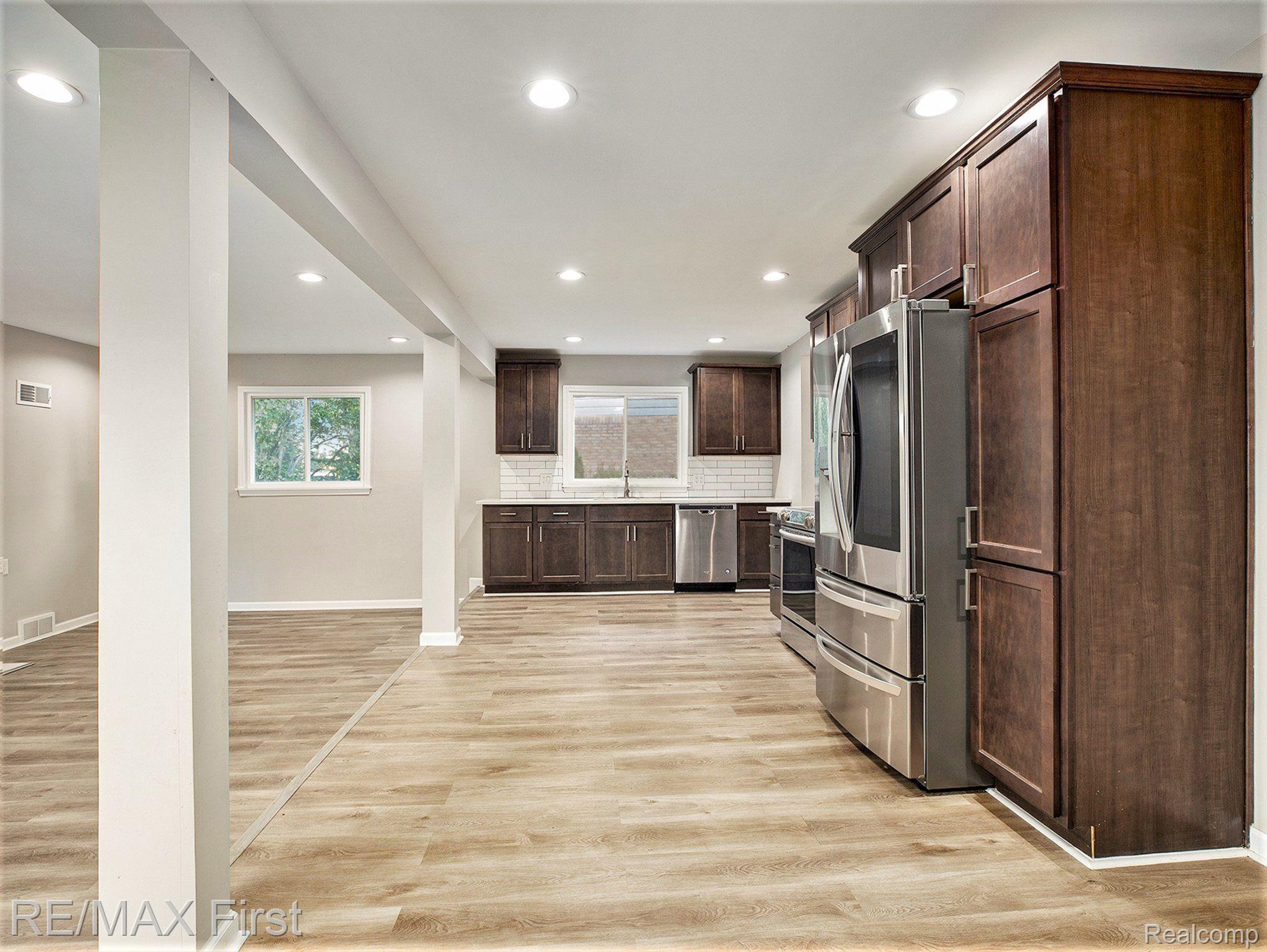 8455 Harding Street Taylor, MI 48180 - Photo 13 of 38 Gallery Image 13