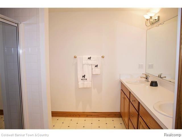 11005 Fenton Road Fenton, MI 48430 - Photo 49 of 52