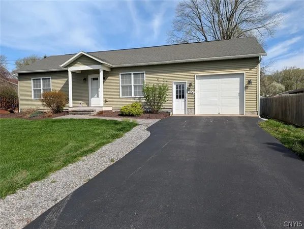 $259,900 | 204 Baker Boulevard, Van Buren, NY 13209