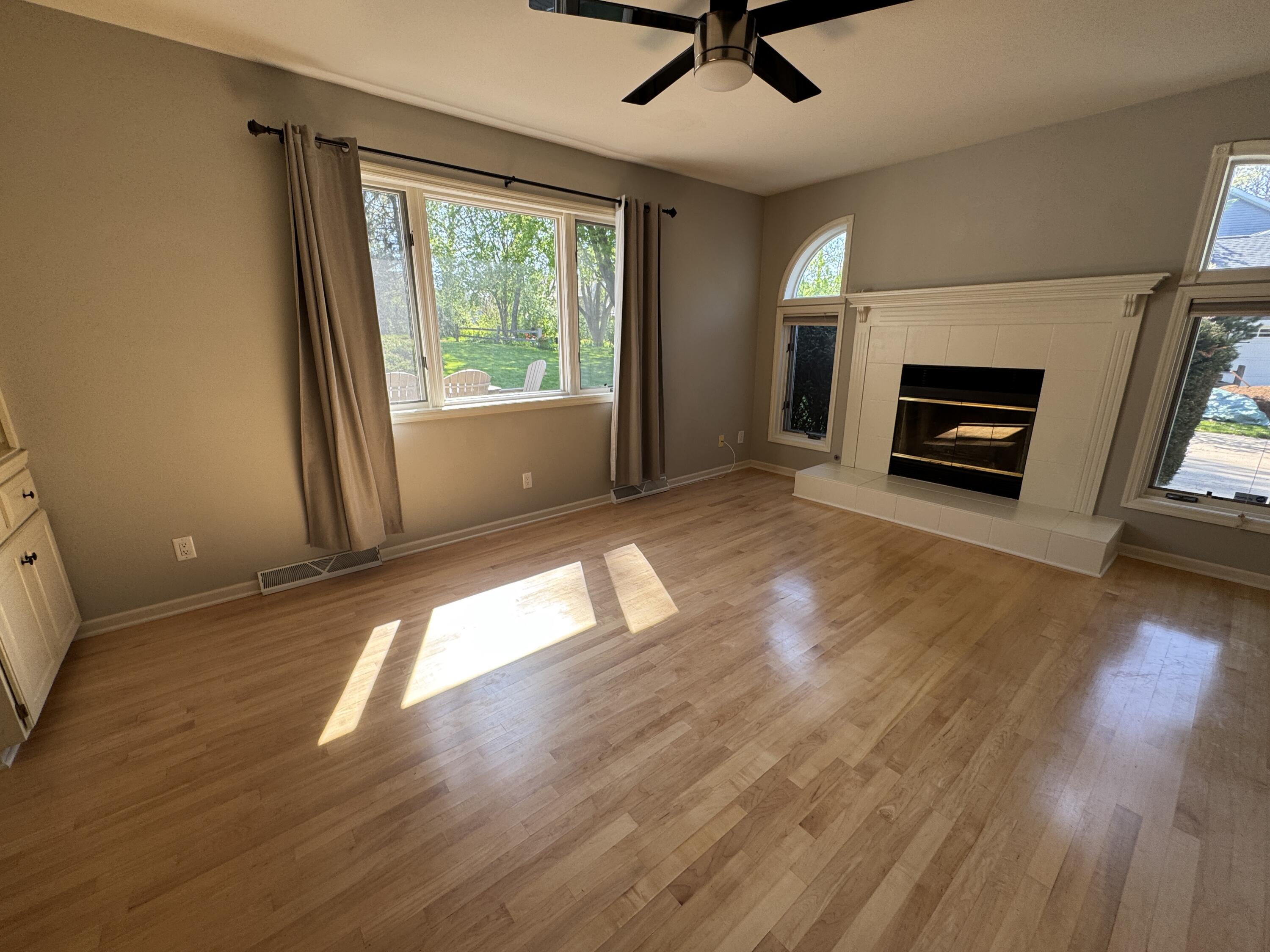 829 Foxfield Rd. Oregon, WI 53575 - Photo 11 of 27 Gas fireplace