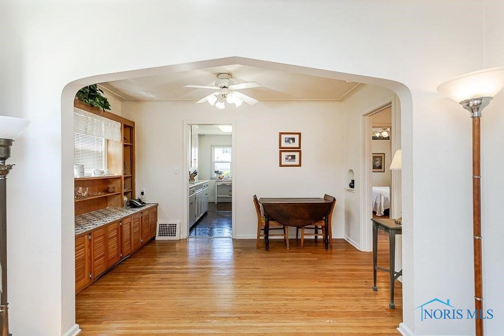 3715 Bellevue Road Toledo, OH 43613 - Photo 5 of 19 Gallery Image 5