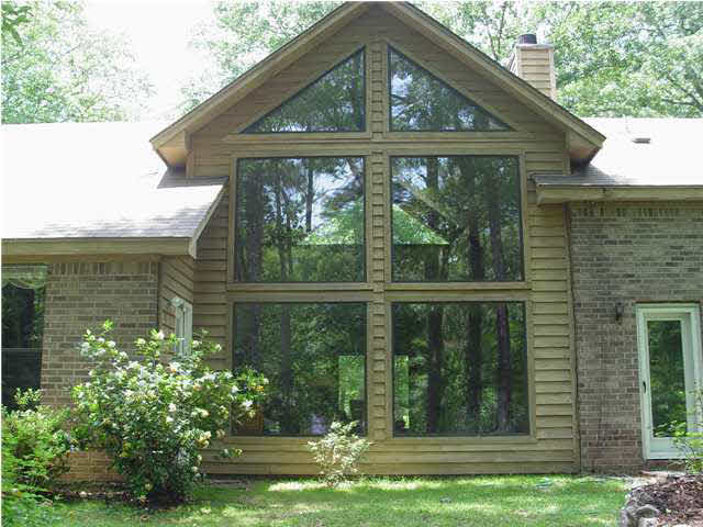 9 Devonshire Way Flora, MS 39071 - Photo 3 of 18 back of house w/soaring windows