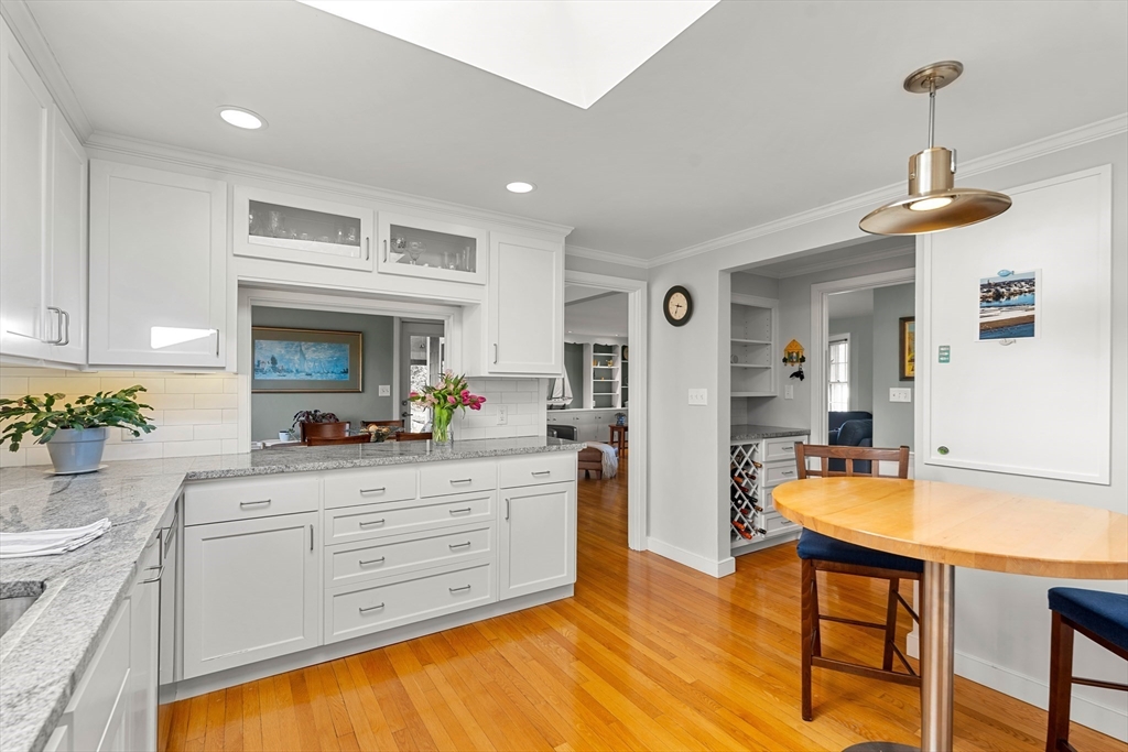 10 West Cottage Street Marblehead, MA 01945 - Photo 11 of 23